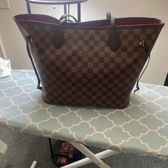 Louis Vuitton Neverfull MM - Picture 1 of 3